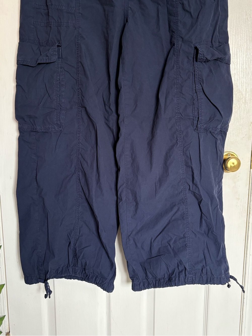 Aerie Navy Baggy/Wide leg Cargo Pants with Drawstring Cuffs - Picture 8 of 8